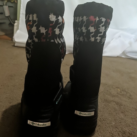 Columbia Winter Boots - Picture 5 of 5